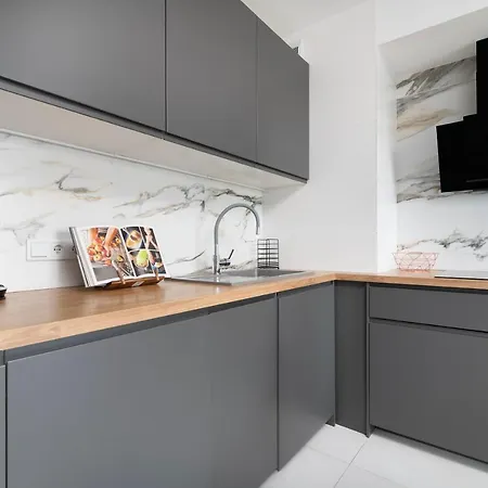 Διαμέρισμα Easy Rent - Kompozytorow Polskich, Free Parking, 24h Check-in *